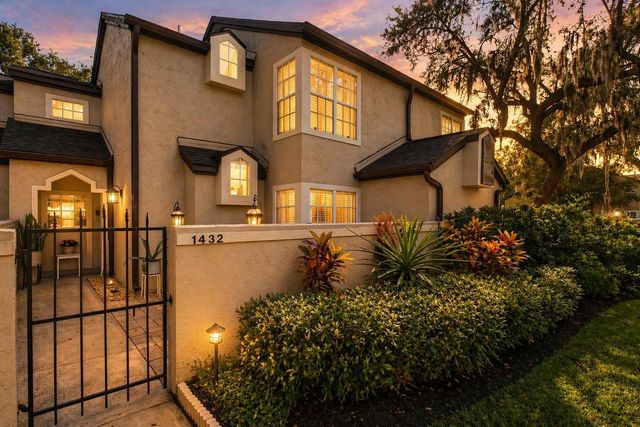 1432 FARRINDON CIRCLE, Lake Mary, FL 32746