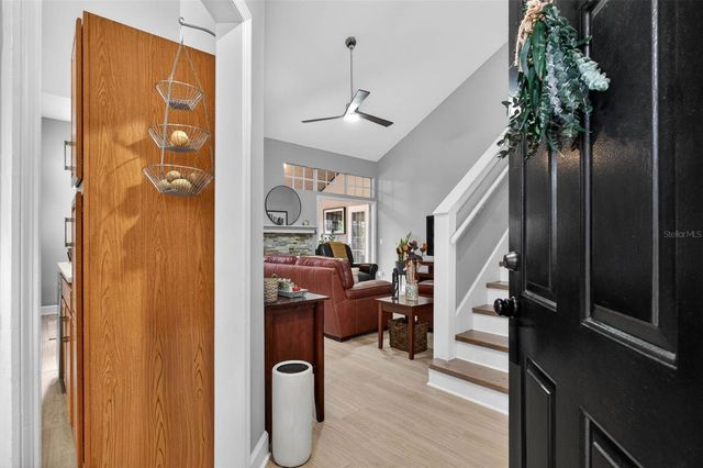 1432 FARRINDON CIRCLE, Lake Mary, FL 32746