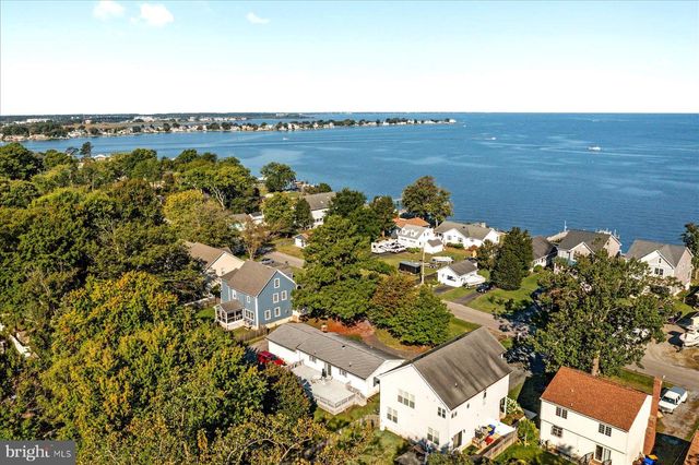 959 CHESTER RIVER DR, Grasonville, MD 21638