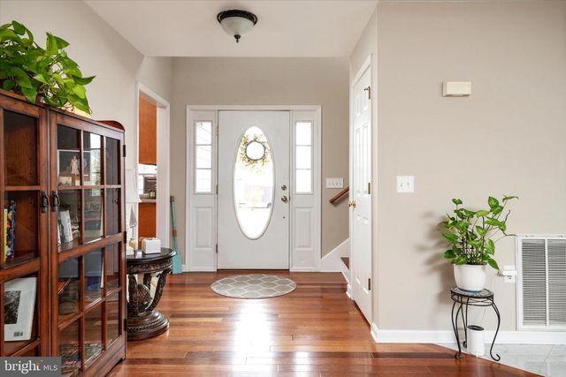 959 CHESTER RIVER DR, Grasonville, MD 21638