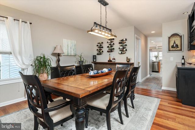 959 CHESTER RIVER DR, Grasonville, MD 21638