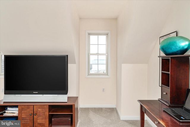 959 CHESTER RIVER DR, Grasonville, MD 21638