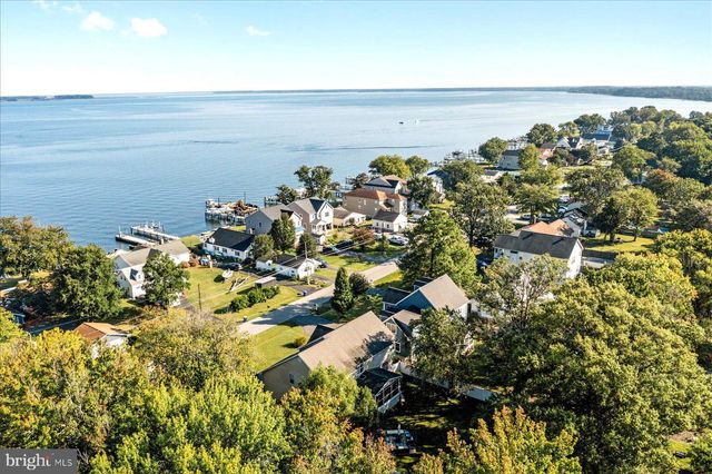 959 CHESTER RIVER DR, Grasonville, MD 21638