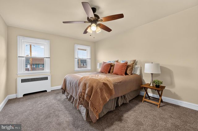 236 WYNNEWOOD AVE, Lansdowne, PA 19050