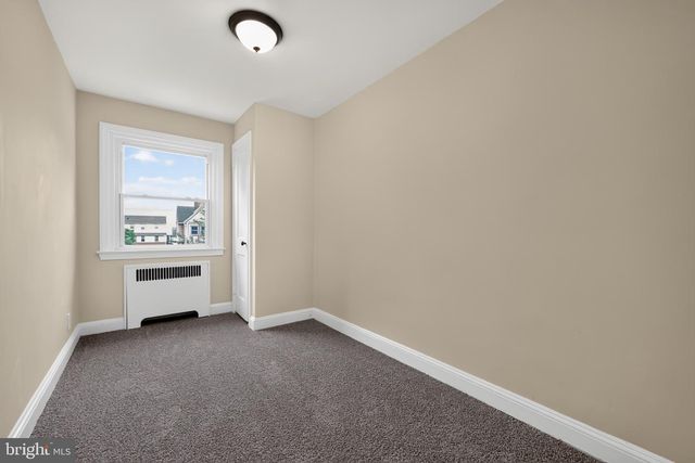 236 WYNNEWOOD AVE, Lansdowne, PA 19050