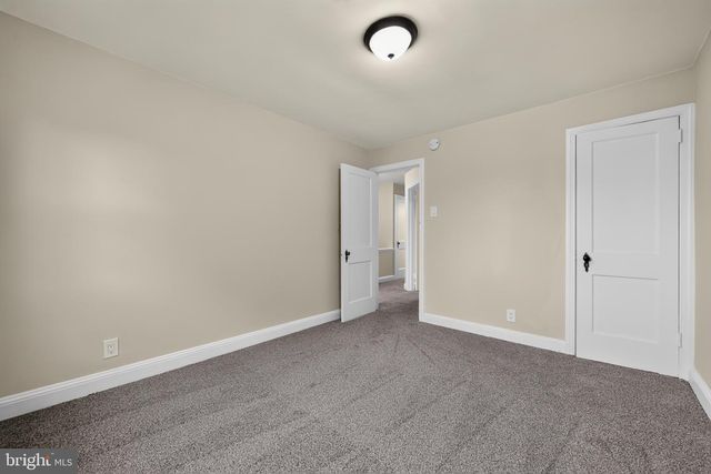 236 WYNNEWOOD AVE, Lansdowne, PA 19050