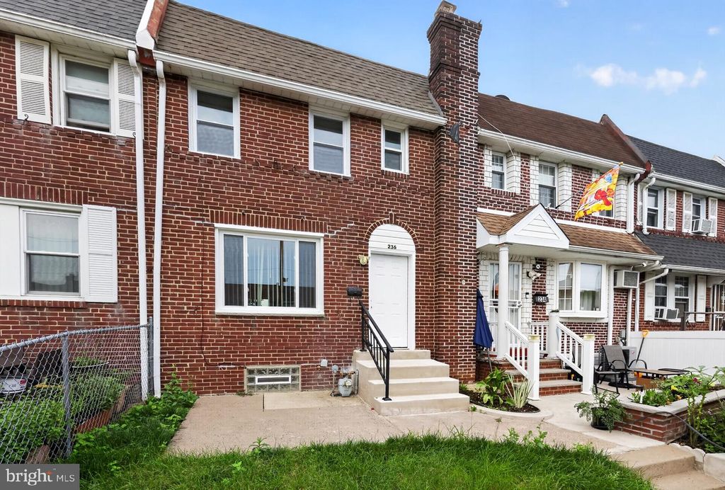 236 WYNNEWOOD AVE, Lansdowne, PA 19050