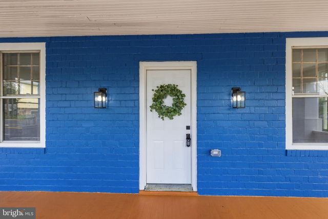 1101 N ROYAL AVE N, Front Royal, VA 22630