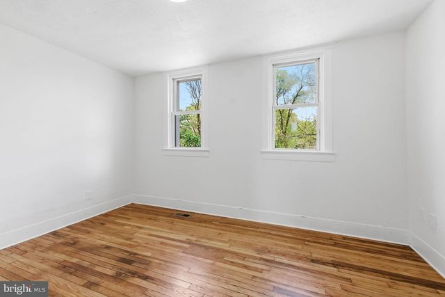 1101 N ROYAL AVE N, Front Royal, VA 22630