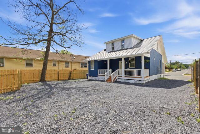 1101 N ROYAL AVE N, Front Royal, VA 22630
