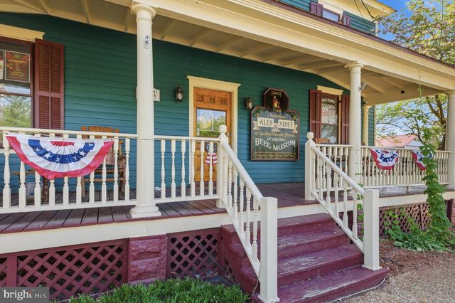 1101 N ROYAL AVE N, Front Royal, VA 22630