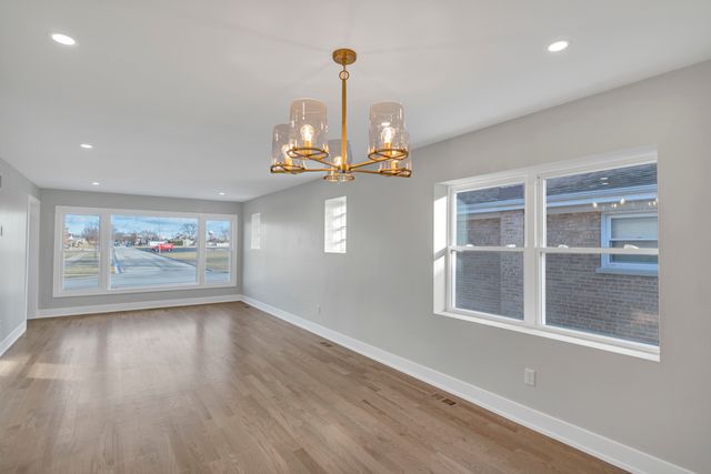 4500 N Ozanam Avenue, Norridge, IL 60706