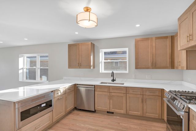 4500 N Ozanam Avenue, Norridge, IL 60706