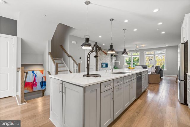 5976 GLEN WILLOW WAY, Ellicott City, MD 21043