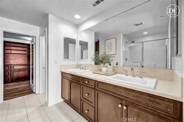 83 Waldorf, Irvine, CA 92612