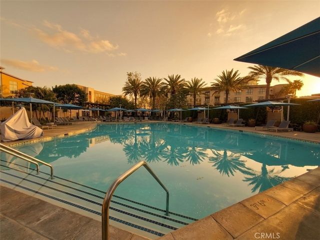 83 Waldorf, Irvine, CA 92612