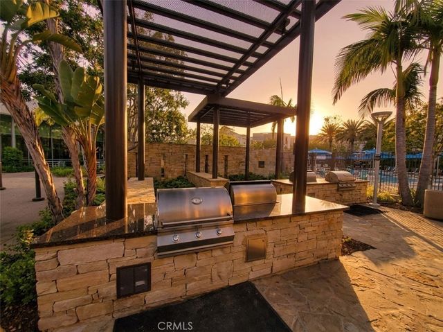 83 Waldorf, Irvine, CA 92612