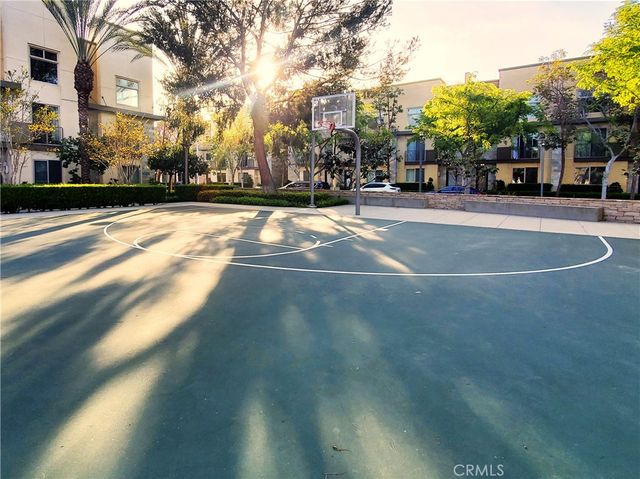 83 Waldorf, Irvine, CA 92612