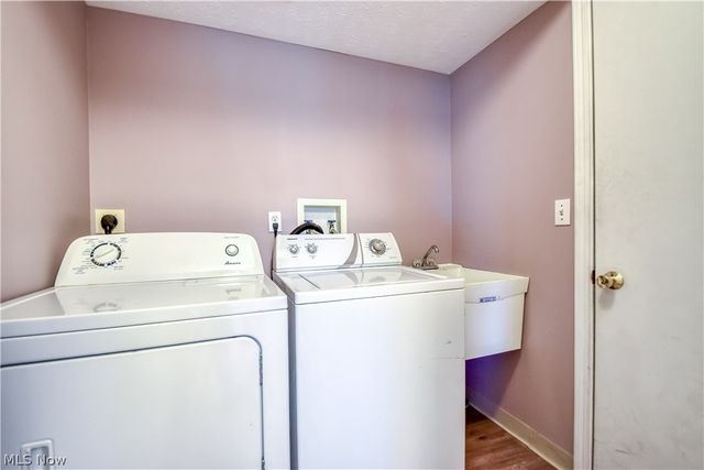 8712 Elmdale Trce, Macedonia, OH 44056