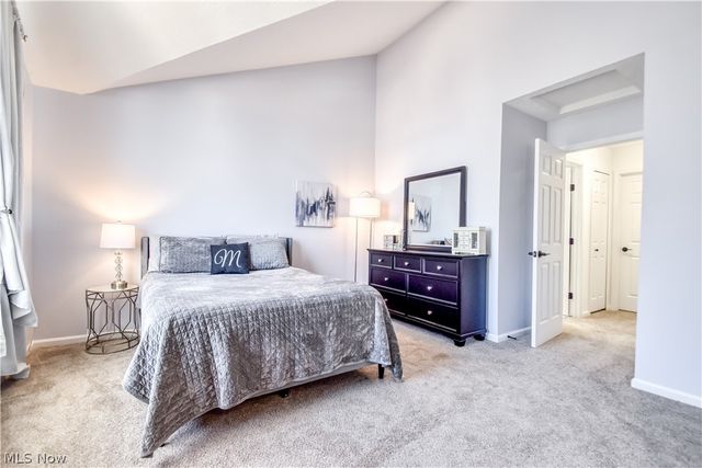 8712 Elmdale Trce, Macedonia, OH 44056