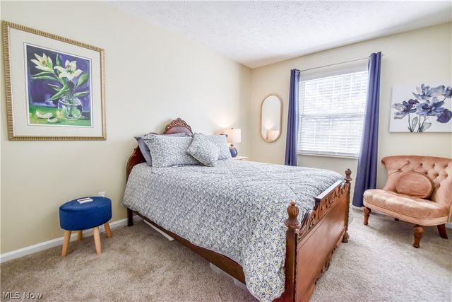 8712 Elmdale Trce, Macedonia, OH 44056