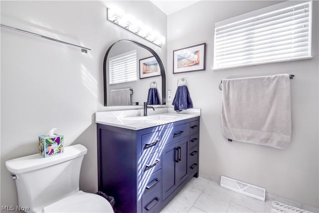 8712 Elmdale Trce, Macedonia, OH 44056