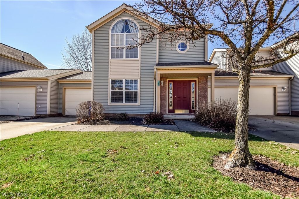 8712 Elmdale Trce, Macedonia, OH 44056