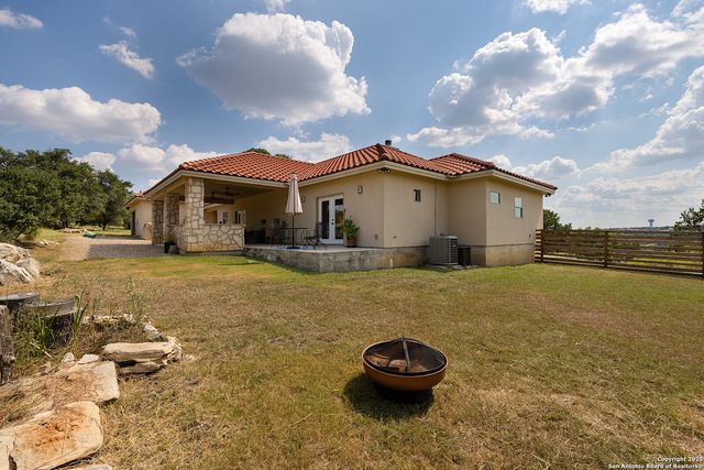 903 Panorama Pass, Horseshoe Bay, TX 78657