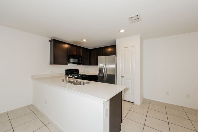 305 Dry Canyon Way, Fort Worth, TX 76052