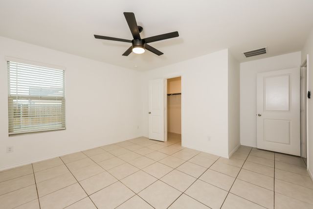305 Dry Canyon Way, Fort Worth, TX 76052