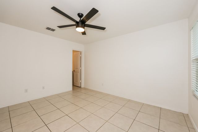 305 Dry Canyon Way, Fort Worth, TX 76052