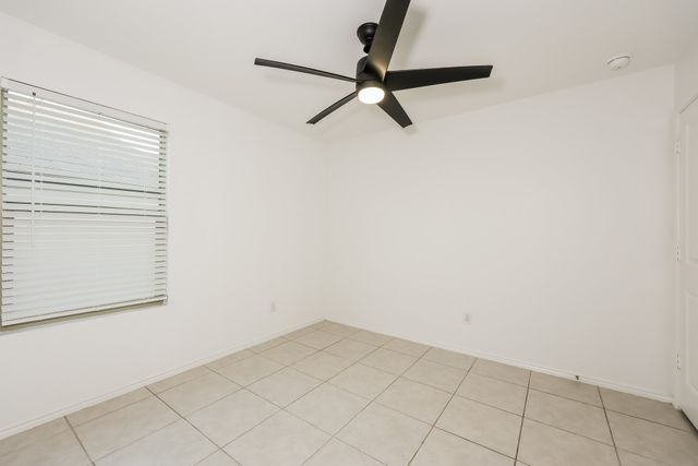 305 Dry Canyon Way, Fort Worth, TX 76052
