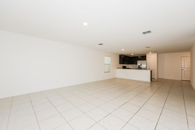 305 Dry Canyon Way, Fort Worth, TX 76052