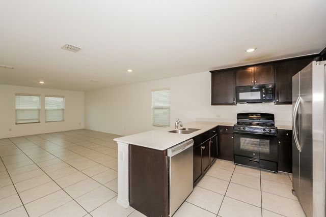 305 Dry Canyon Way, Fort Worth, TX 76052
