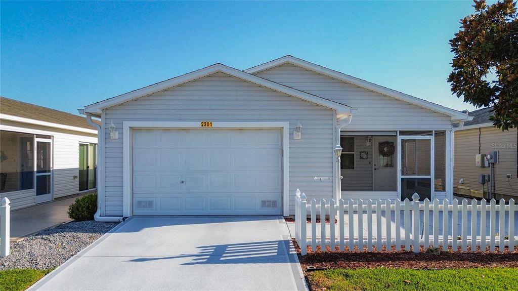 2301 WHISPER STREET, The Villages, FL 32162
