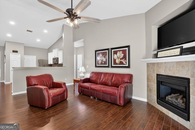 512 Little Shoals Place, Canton, GA 30115