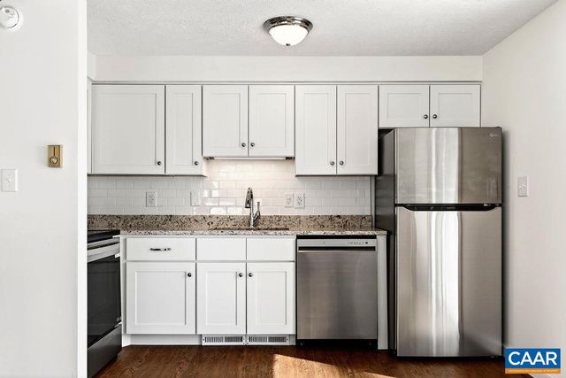 38 FIRTREE DR, Wintergreen, VA 22967