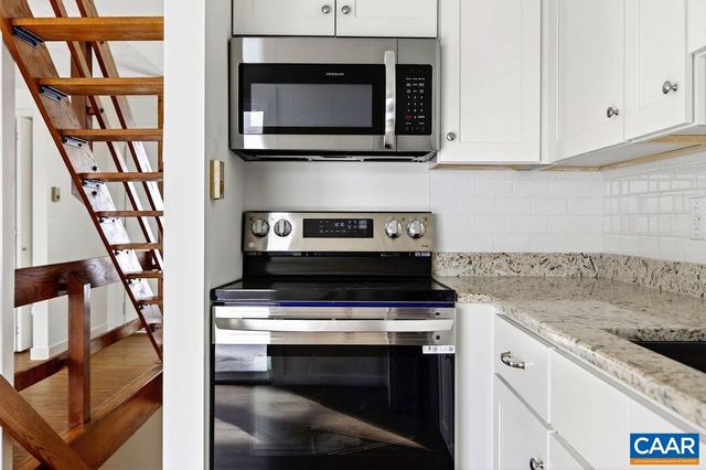 38 FIRTREE DR, Wintergreen, VA 22967