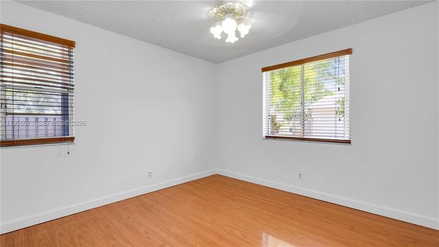 570 Woodgate Cir A, Sunrise, FL 33326