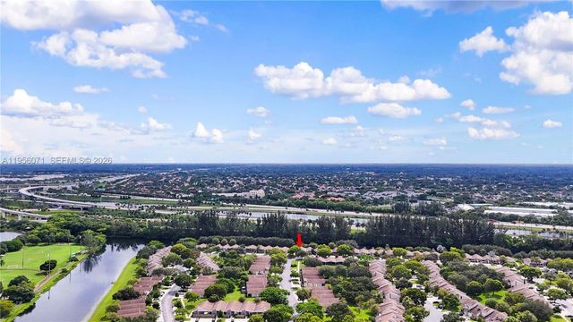 570 Woodgate Cir A, Sunrise, FL 33326