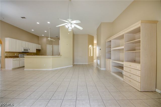 8904 Baytowne LOOP, Fort Myers, FL 33908