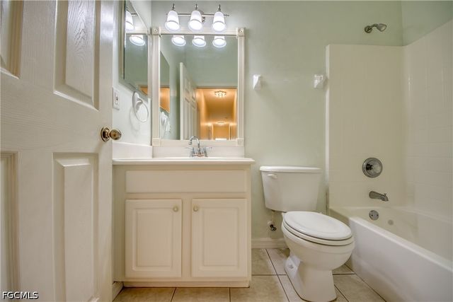 8904 Baytowne LOOP, Fort Myers, FL 33908