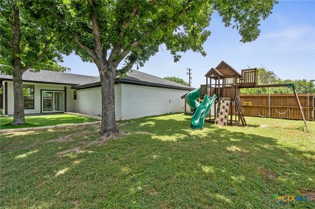 318 Franklin Road, Eddy, TX 76524