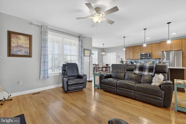 100 PENDERBROOK CT, Stephens City, VA 22655