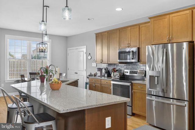 100 PENDERBROOK CT, Stephens City, VA 22655