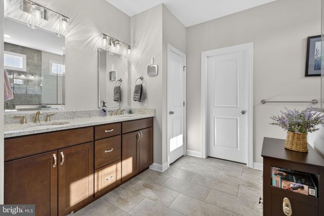 100 PENDERBROOK CT, Stephens City, VA 22655