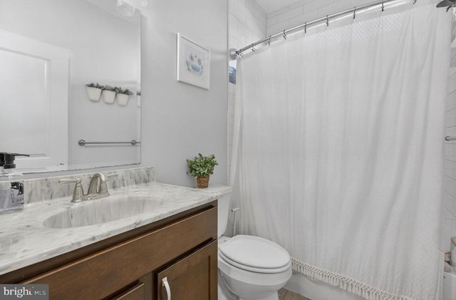 100 PENDERBROOK CT, Stephens City, VA 22655