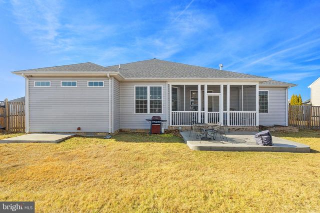 100 PENDERBROOK CT, Stephens City, VA 22655