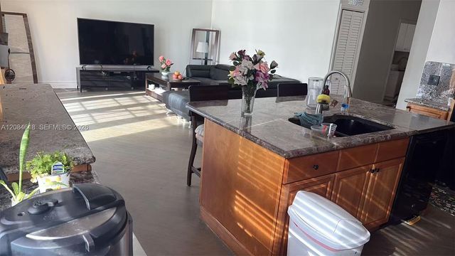 1580 SW 164th Avenue, Pembroke Pines, FL 33027