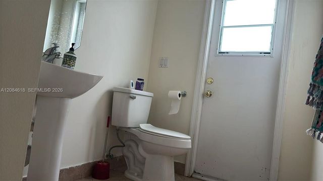 1580 SW 164th Avenue, Pembroke Pines, FL 33027